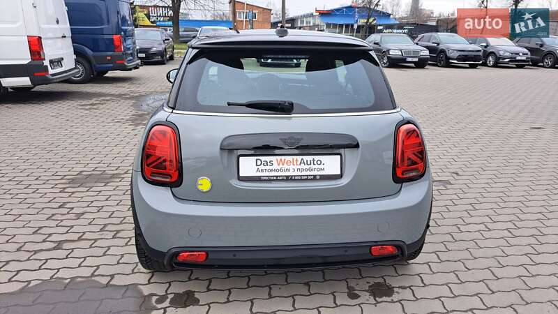 Хэтчбек MINI Cooper 2022 в Хмельницком