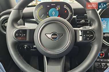 Хэтчбек MINI Cooper 2022 в 