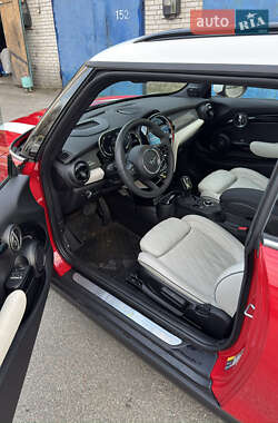 Хэтчбек MINI Cooper 2023 в 