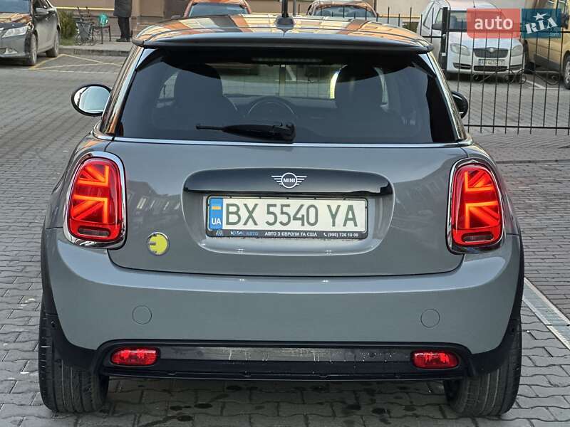 Хэтчбек MINI Cooper 2021 в Хмельницком