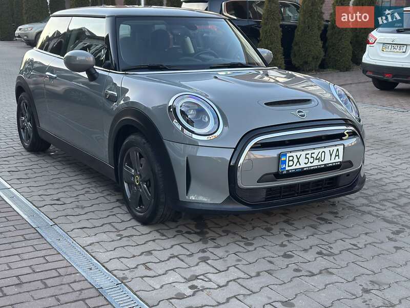 Хэтчбек MINI Cooper 2021 в Хмельницком