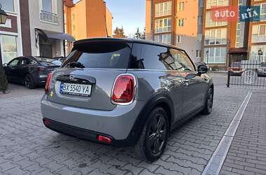 Хэтчбек MINI Cooper 2021 в Хмельницком