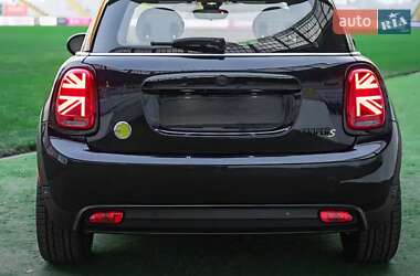Хетчбек MINI Cooper 2021 в 