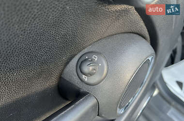 Хэтчбек MINI Cooper 2012 в 