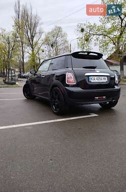 Хэтчбек MINI Cooper 2012 в 