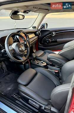 Хетчбек MINI Cooper 2024 в 