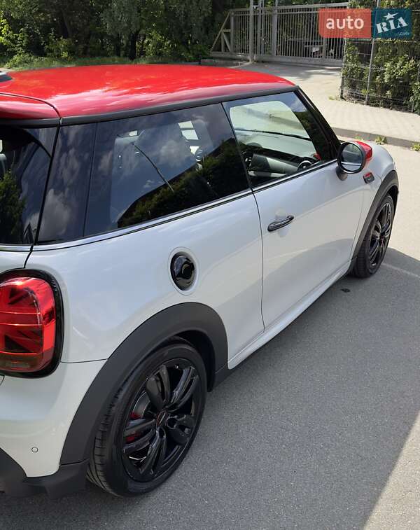 Хэтчбек MINI Cooper 2021 в Киеве