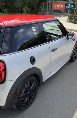 Хэтчбек MINI Cooper 2021 в 