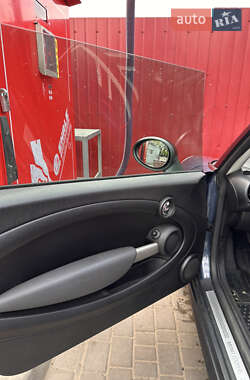 Хэтчбек MINI Cooper 2009 в 