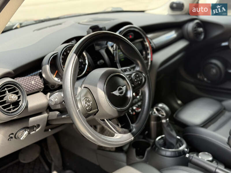 Хетчбек MINI Cooper 2017 в Києві