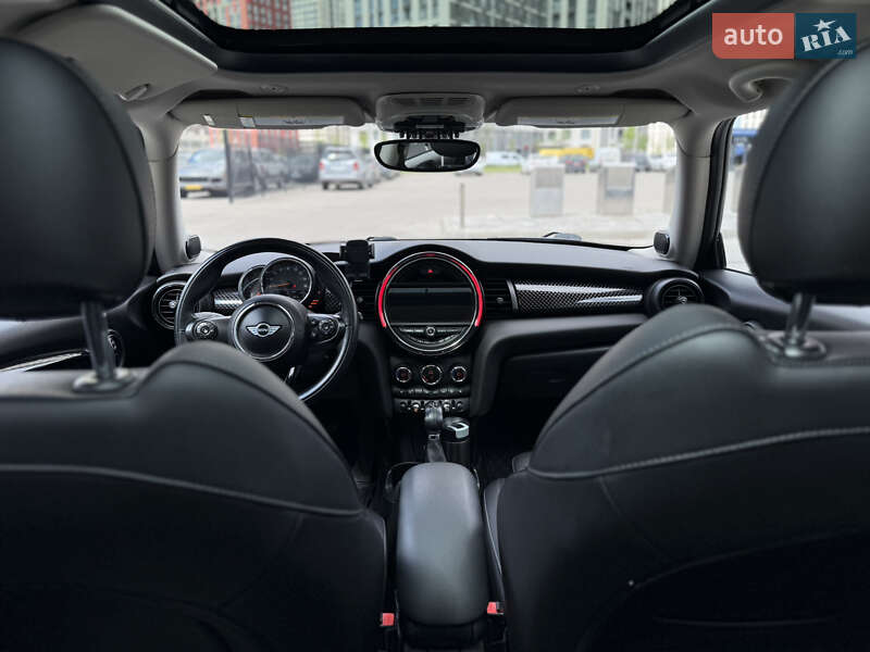 Хетчбек MINI Cooper 2017 в Києві