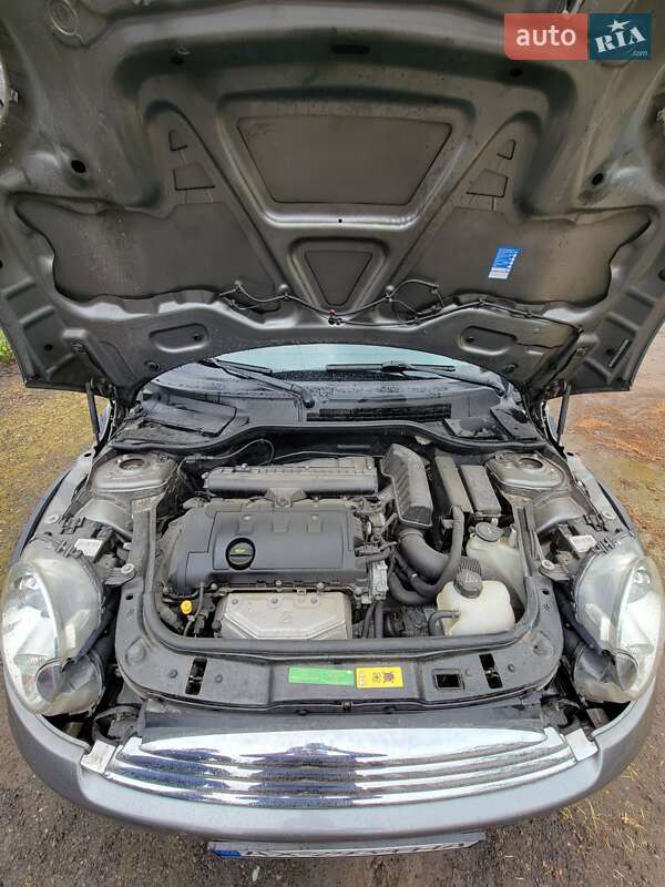 Хэтчбек MINI Cooper 2010 в Краснограде фото 24 Хэтчбек MINI Cooper 2010 в Краснограде