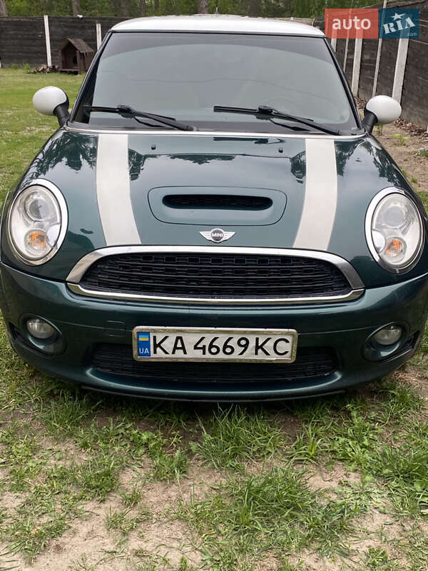 MINI Cooper 2010