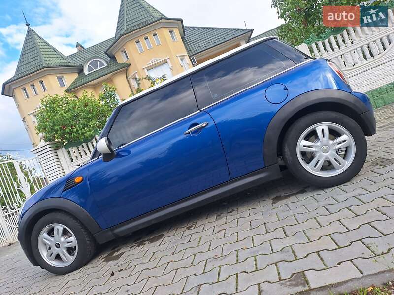 MINI Cooper 2009