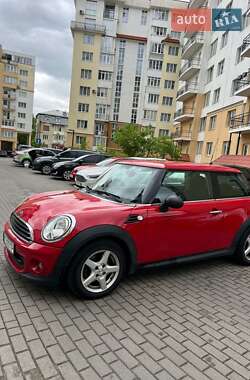 Хэтчбек MINI Cooper 2012 в 