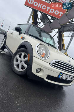 Хэтчбек MINI Cooper 2010 в Хмельницком