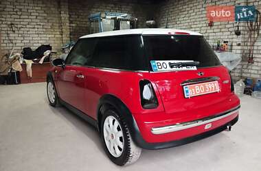 Хетчбек MINI Cooper 2002 в Тернополі