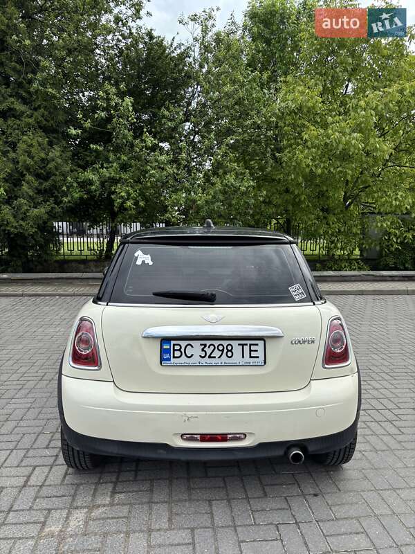 Хэтчбек MINI Cooper 2011 в Львове фото 4 Хэтчбек MINI Cooper 2011 в Львове