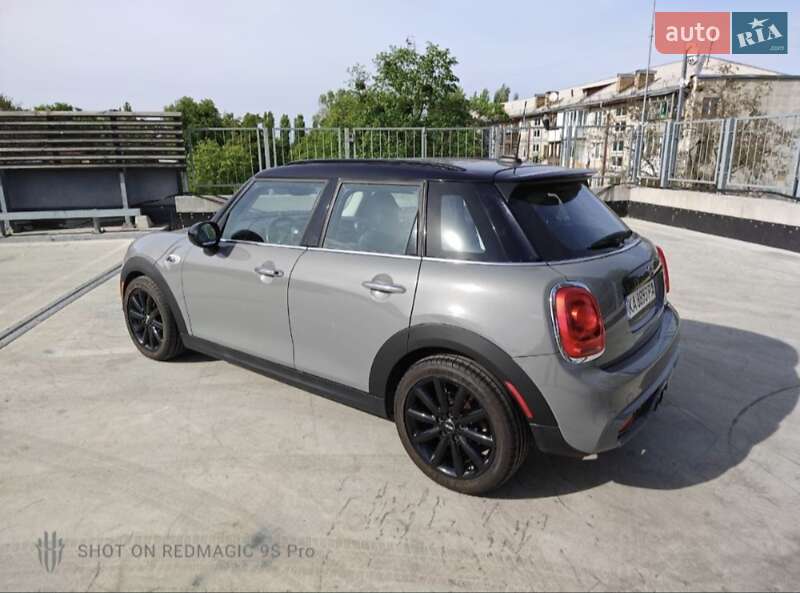 Хэтчбек MINI Cooper 2018 в Киеве
