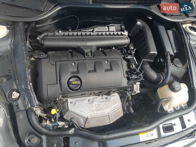 Хэтчбек MINI Cooper 2011 в Киеве