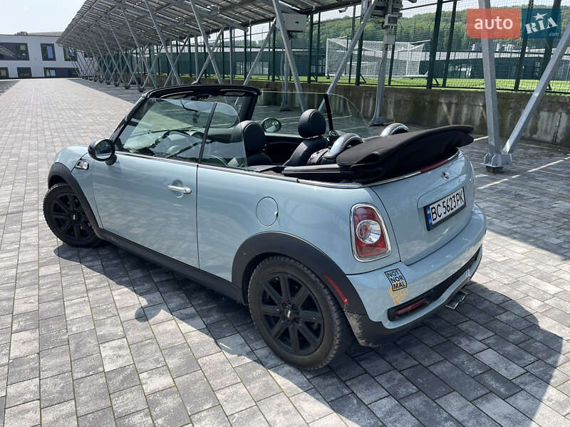 Хэтчбек MINI Cooper 2013 в Львове