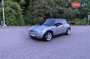 Хэтчбек MINI Cooper 2002 в 