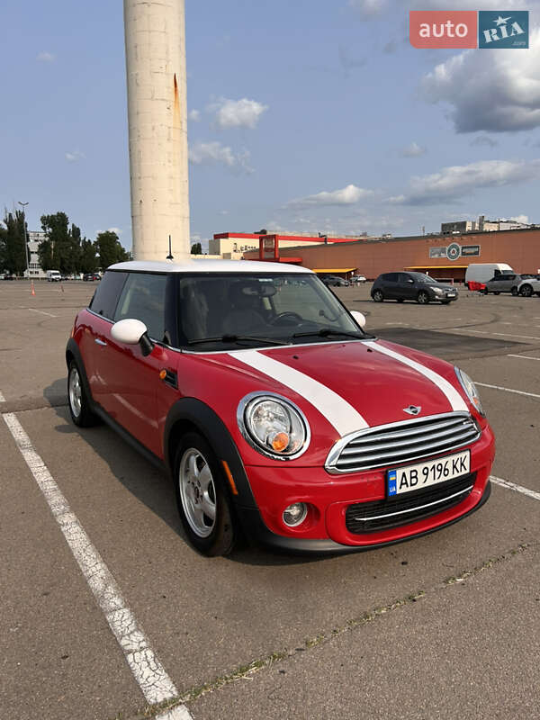 MINI Cooper 2011