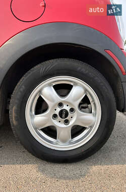 Хэтчбек MINI Cooper 2011 в 