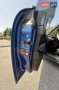 Хэтчбек MINI Cooper 2012 в 