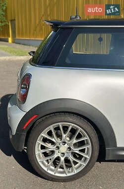 Хэтчбек MINI Cooper 2012 в Николаеве