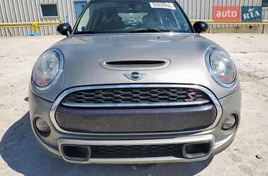 Хетчбек MINI Cooper 2017 в 