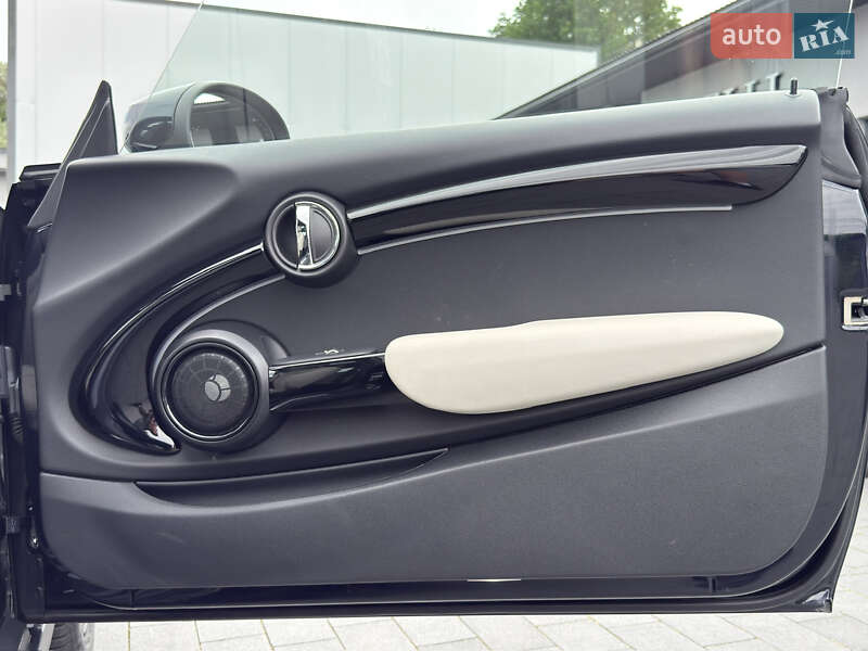Хэтчбек MINI Cooper 2023 в Черновцах