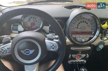 Хетчбек MINI Cooper 2007 в 