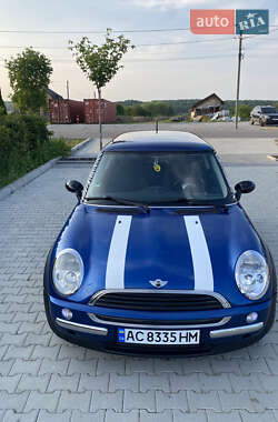 Хетчбек MINI Cooper 2002 в 