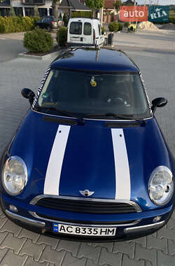 Хетчбек MINI Cooper 2002 в 