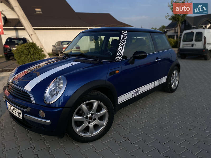 Хетчбек MINI Cooper 2002 в Винниках