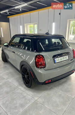 Хэтчбек MINI Cooper 2022 в 
