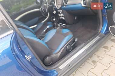 Хэтчбек MINI Cooper 2009 в 