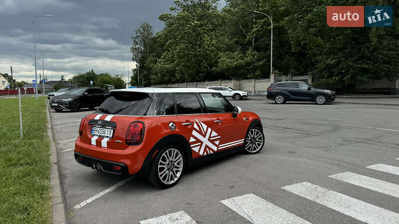 Хэтчбек MINI Cooper 2018 в Виннице