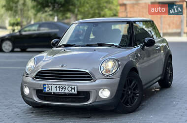 Хэтчбек MINI Cooper 2012 в 