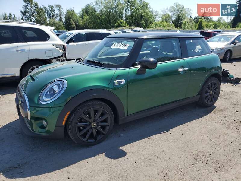 Хэтчбек MINI Cooper 2019 в 