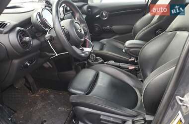 Хэтчбек MINI Cooper 2016 в 
