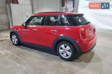 Хэтчбек MINI Cooper 2019 в 