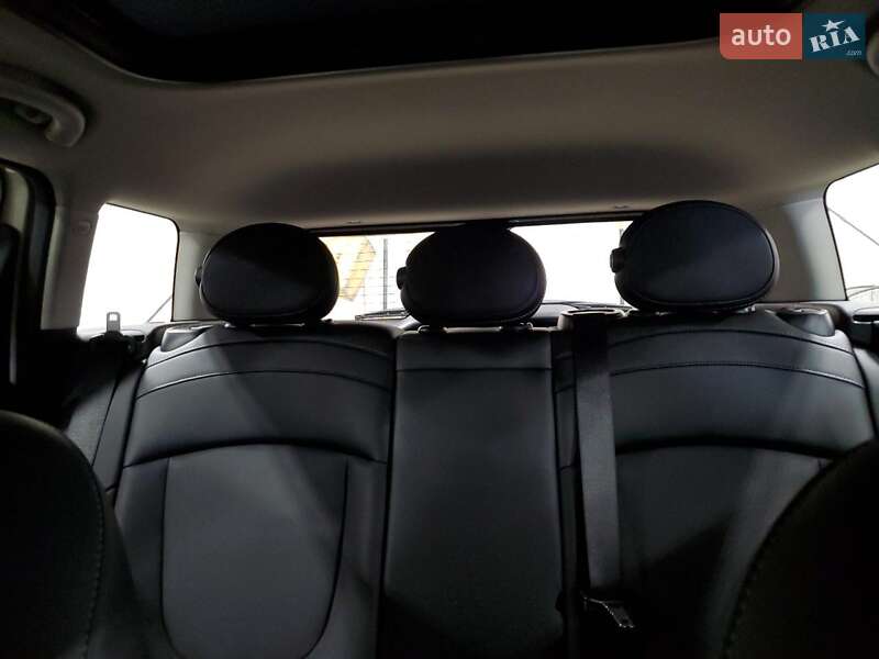 Хэтчбек MINI Cooper 2017 в Львове