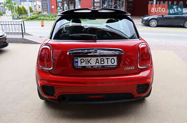 Хэтчбек MINI Cooper 2014 в 