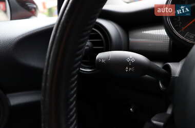 Хэтчбек MINI Cooper 2014 в 
