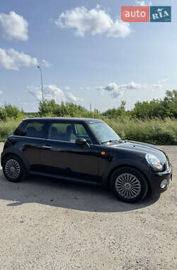 Хэтчбек MINI Cooper 2009 в 