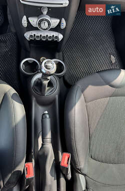 Хэтчбек MINI Cooper 2009 в 