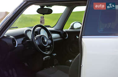 Хэтчбек MINI Cooper 2008 в 