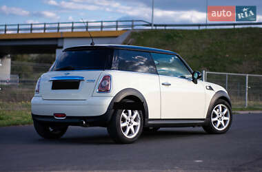 Хэтчбек MINI Cooper 2008 в 